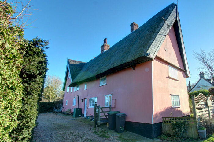 3 Bedroom Semi-Detached House For Sale In Norwich Road, Brockford Wetheringset, IP14