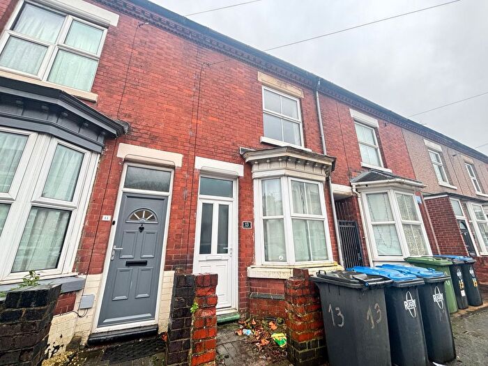3 Bedroom Property To Rent In Worcester Street, Rugby, CV21