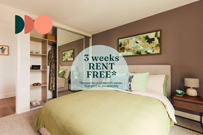 1 Bedroom Apartment To Rent In Avebury Boulevard, Milton Keynes, Buckinghamshire, MK9