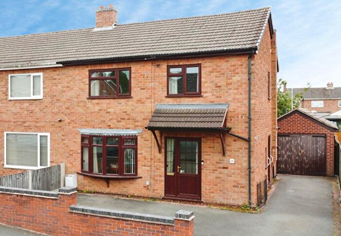 3 Bedroom Semi Detached House For Sale In Mease Close, Measham, DE12