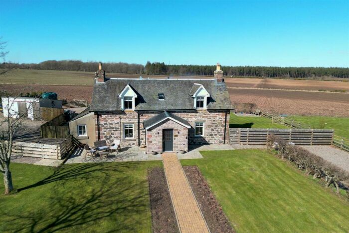 4 Bedroom Detached House For Sale In Burrelton, Blairgowrie, PH13
