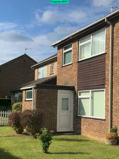 3 Bedroom Semi-Detached House To Rent In Prestwood, Great Missenden, HP16