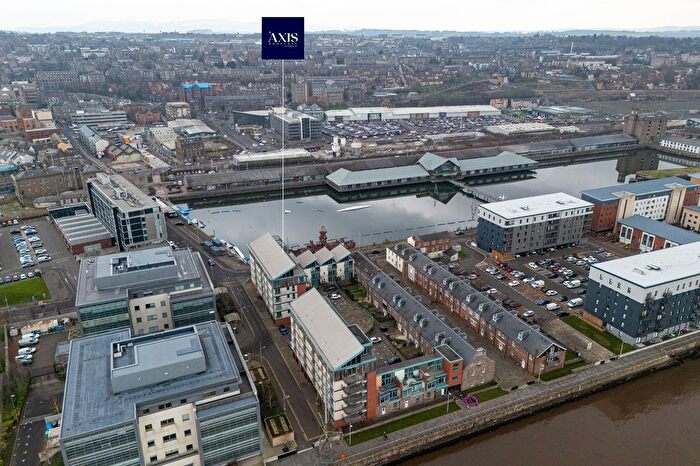 2 Bedroom Flat For Sale In West Victoria Dock Road, Dundee, DD1