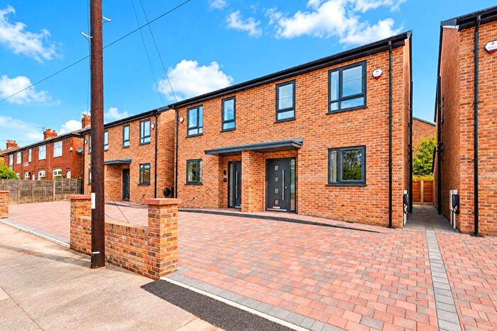 3 Bedroom Semi-Detached House For Sale In Town Lane, Denton, Manchester, M34