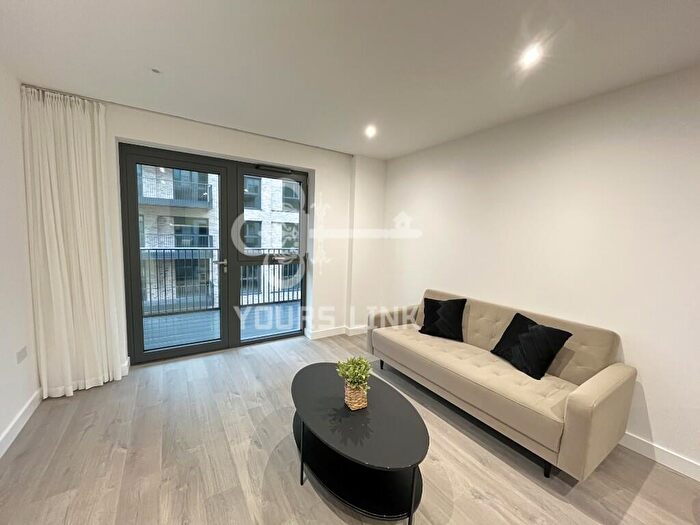 1 Bedroom Flat To Rent In Anax Street, London, N4