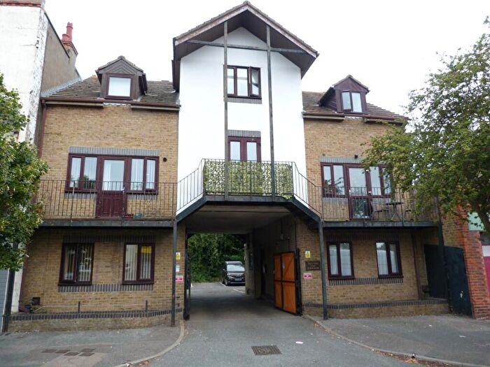 1 Bedroom Flat For Sale In Upper Dane Road, Margate, Kent, CT9