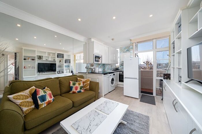 1 Bedroom Flat To Rent In Sloane Avenue, London, SW3