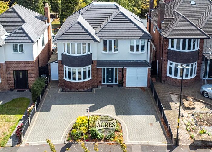 5 Bedroom Detached House For Sale In Carnwath Road, Sutton Coldfield, B73
