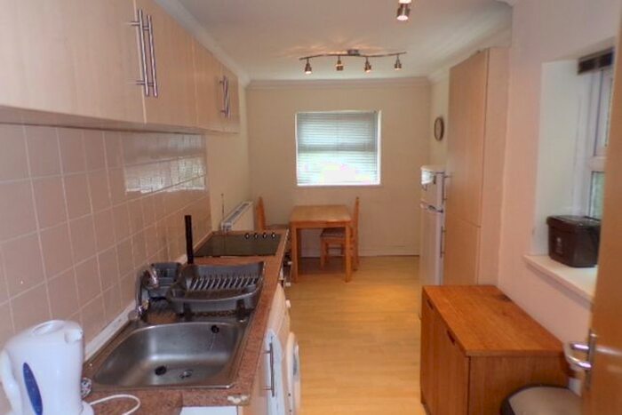 3 Bedroom Terraced House To Rent In Harriet Street, Cathays, Cardiff CF24