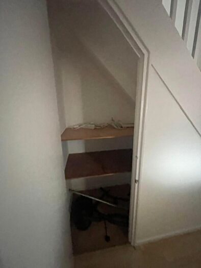 2 Bedroom Apartment To Rent In Mcmillan Street, London, SE8