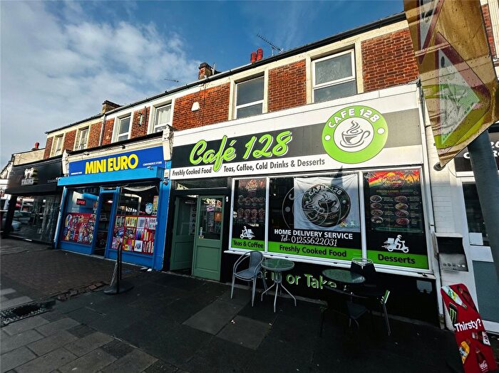 2 Bedroom Flat To Rent In Old Road, Clacton-On-Sea, Essex, CO15
