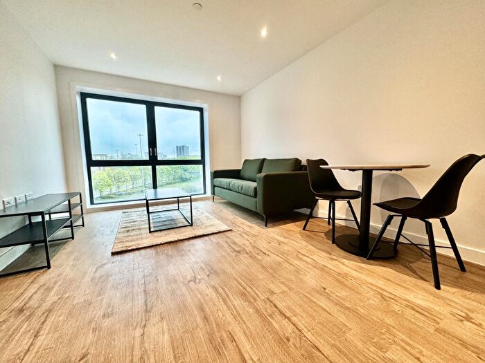 1 Bedroom Apartment To Rent In Phoenix, Saxton Lane, Leeds, LS9