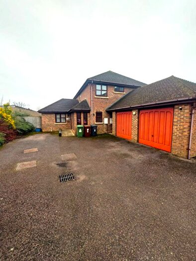 2 Bedroom Detached House To Rent In Dugdale Hill Lane, Potters Bar, EN6