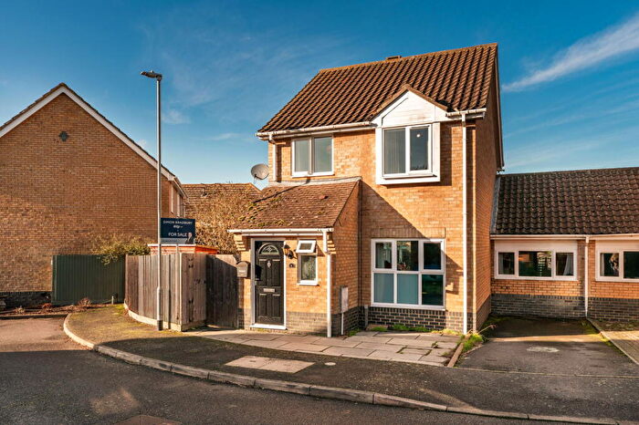 3 Bedroom Link Detached House For Sale In St. Johns Mews, Great Paxton, St. Neots, PE19