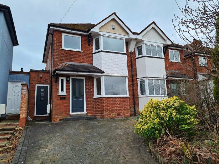 3 Bedroom Semi-Detached House To Rent In Clarence Road, Four Oaks, Sutton Coldfield, B74