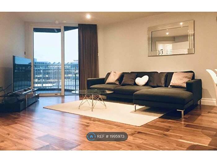 2 Bedroom Flat To Rent In Bridge Place, London, SW1V
