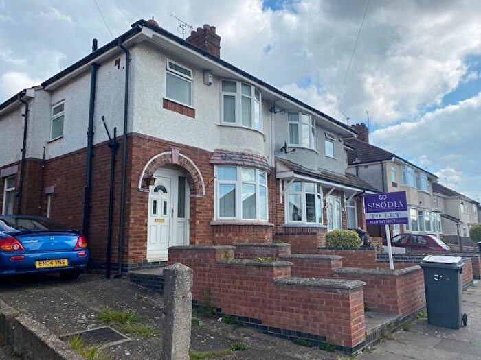 3 Bedroom Semi-Detached House To Rent In Arncliffe Road, Leicester, LE5