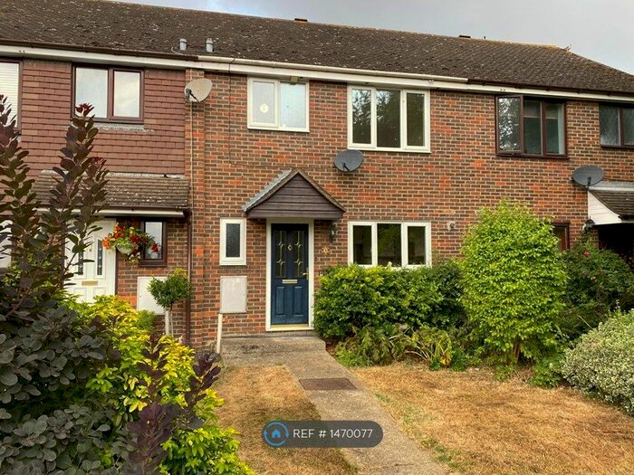 3 Bedroom Terraced House To Rent In St. Marks Close, Newington, Sittingbourne, ME9