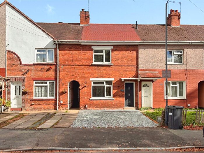 2 Bedroom Terraced House For Sale In Wathen Road, Warwick, Warwickshire, CV34