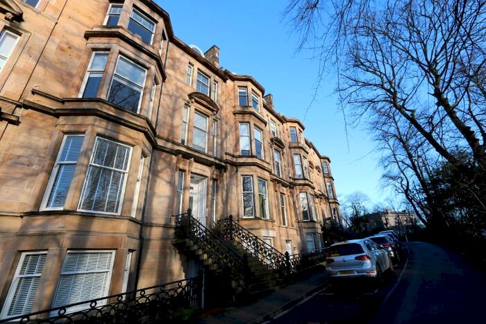 2 Bedroom Flat To Rent In Bowmont Gardens, Glasgow G12