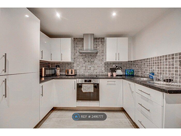 1 Bedroom Flat To Rent In Westcliffe Road, Southport, PR8