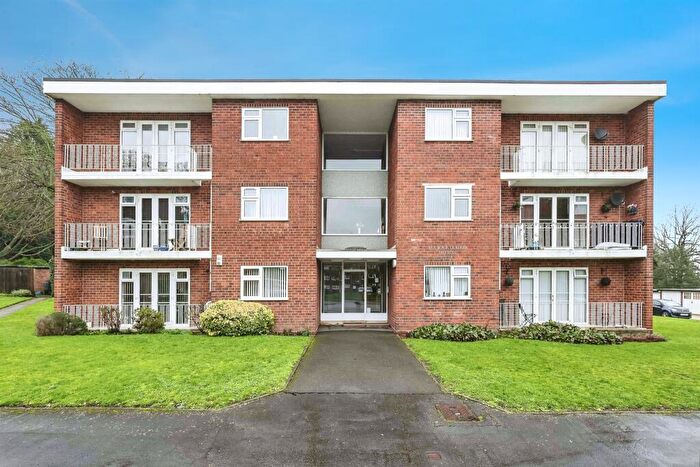 1 Bedroom Flat For Sale In Hawkesford Close, Birmingham, B36