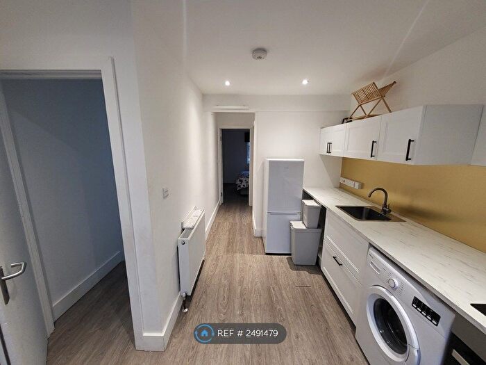 1 Bedroom Terraced House To Rent In Peckham Rye, Peckham, SE15