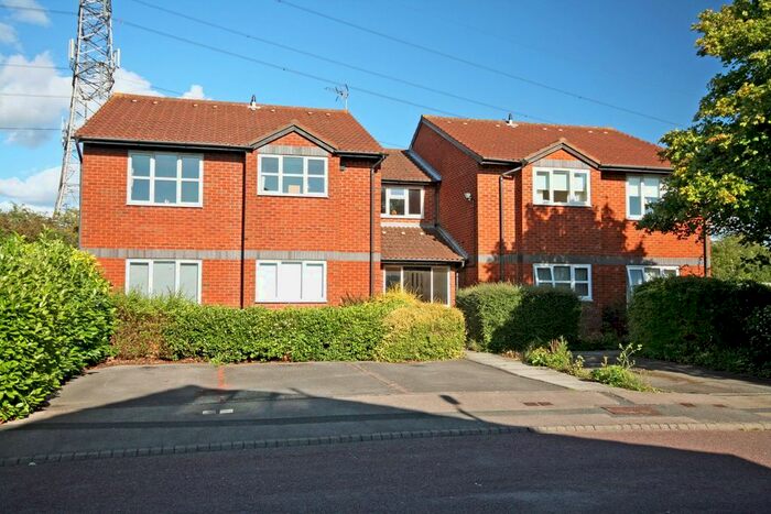 1 Bedroom Flat To Rent In Melody Way, Longlevens, Gloucester, GL2