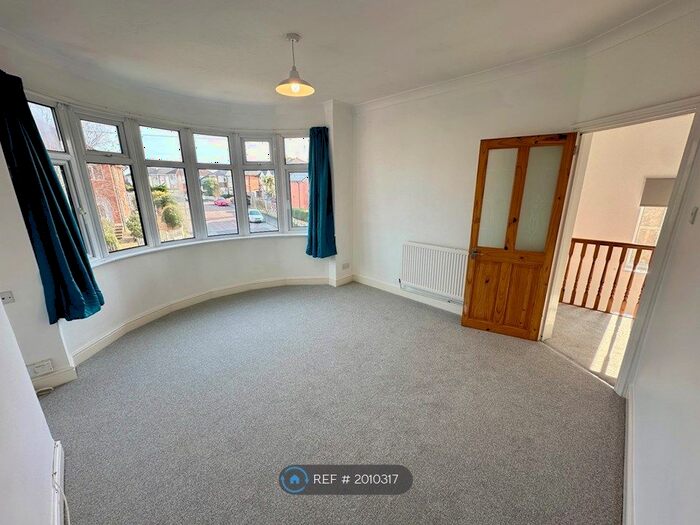 1 Bedroom Flat To Rent In Seafield Road, Bournemouth, BH6