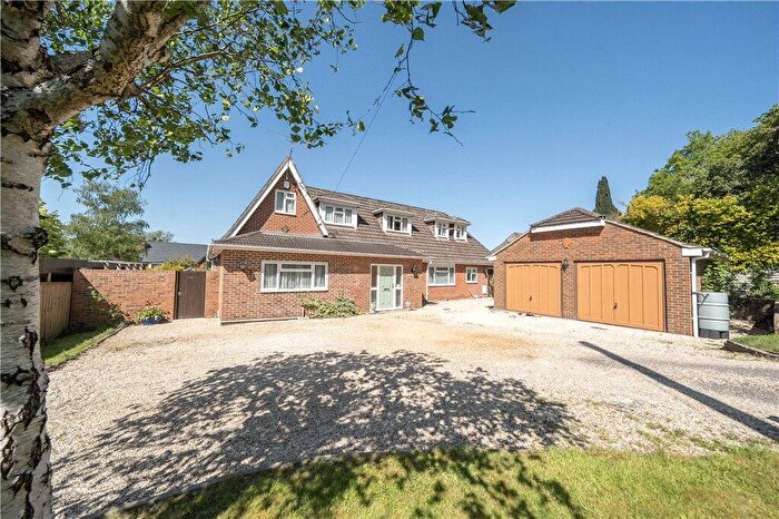 4 Bedroom Detached House For Sale In Cupernham Lane, Romsey, Hampshire, SO51