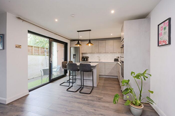 2 Bedroom Detached House For Sale In Effra Road, London, SW19