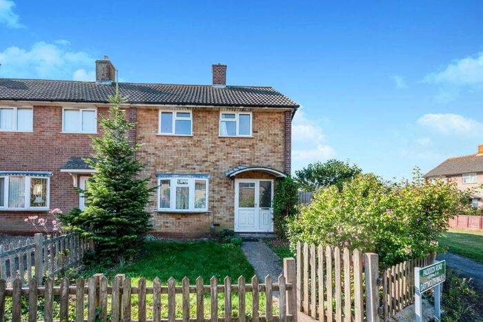 3 Bedroom End Of Terrace House To Rent In Paddock Road, Basingstoke, RG22