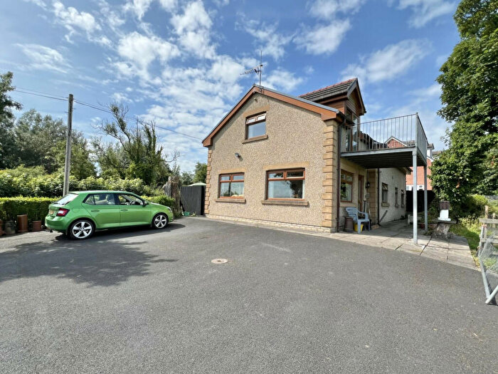 3 Bedroom Detached House For Sale In Staynall Lane, Hambleton, FY6