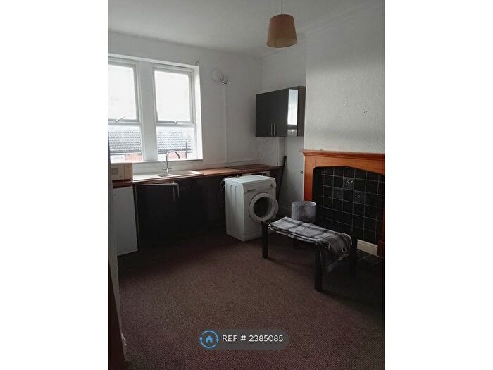 Studio To Rent In Leeds, Leeds, LS11