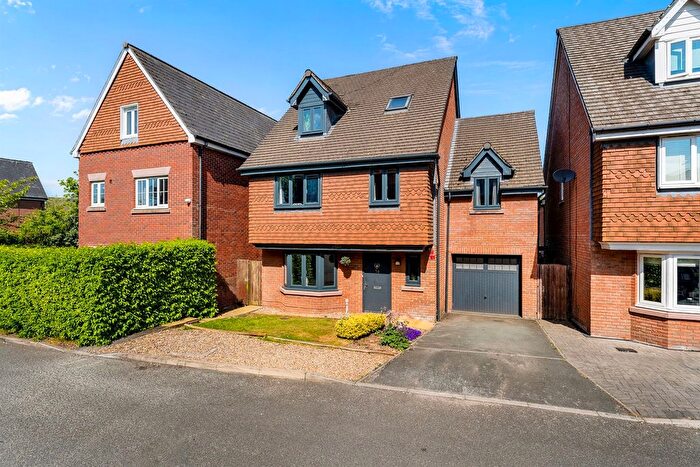 5 Bedroom Detached House For Sale In Chaise Meadow, Lymm, WA13