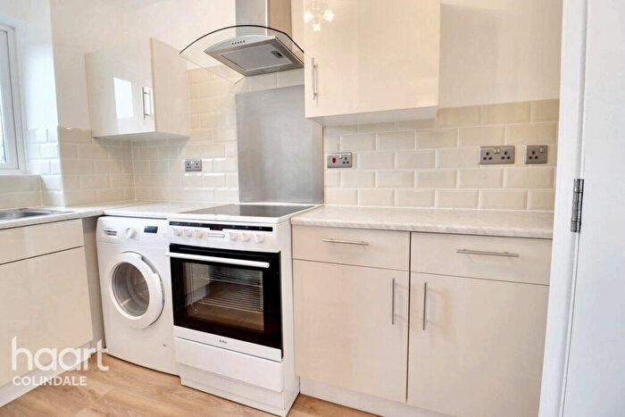 1 Bedroom Flat For Sale In Scottwell Drive, NW9