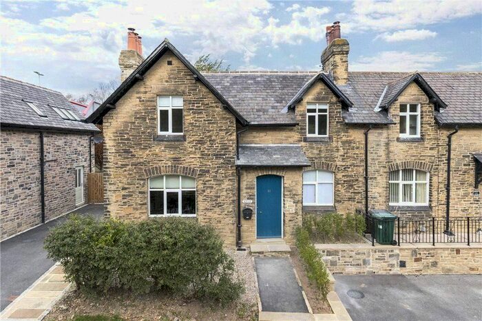 3 Bedroom Semi-Detached House To Rent In Wheatley Lane, Ilkley, West Yorkshire, LS29