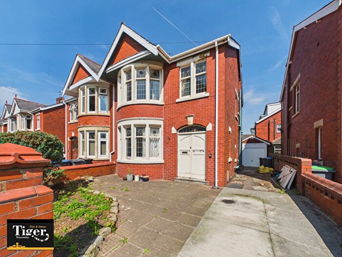 3 Bedroom Semi-Detached House For Sale In Newlands Avenue, Blackpool, FY3