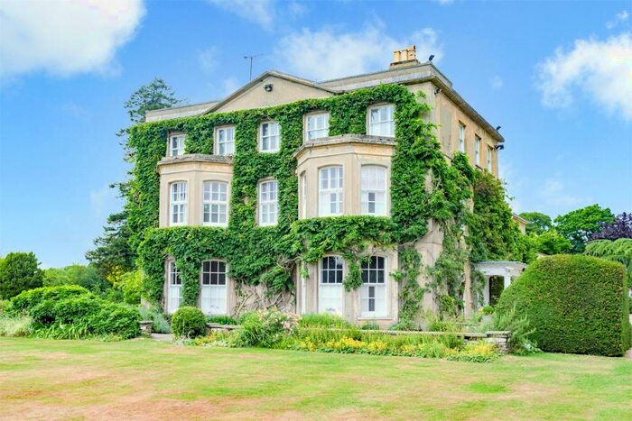 2 Bedroom Apartment To Rent In Northbrook Estate, Farnham Road, Farnham, GU10