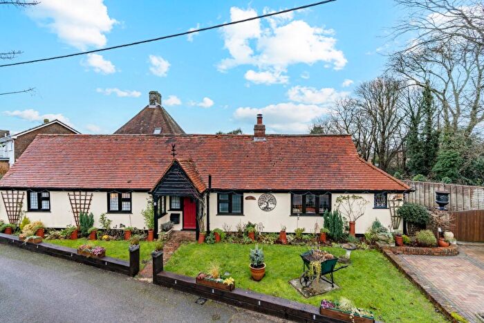 3 Bedroom Bungalow For Sale In Lenacre Lane, Whitfield, CT16