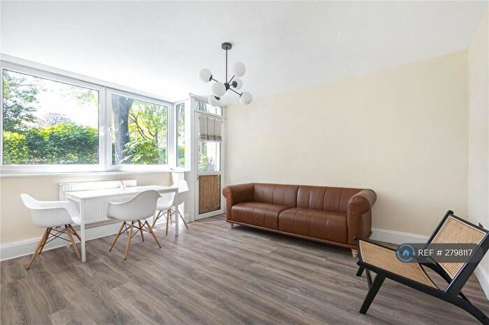 1 Bedroom Flat To Rent In Quaker Court, London, EC1Y