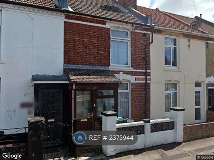 2 Bedroom Terraced House To Rent In Hartington Road, Gosport, PO12