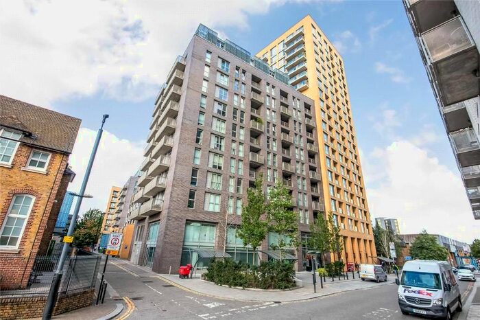 2 Bedroom Flat To Rent In Roma Corte, Elmira Street, Lewisham, Blackheath, Greenwich, London, SE13