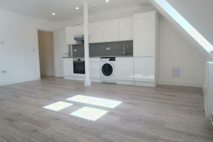 1 Bedroom Apartment To Rent In Sparrow House, Glengall Road, HA8