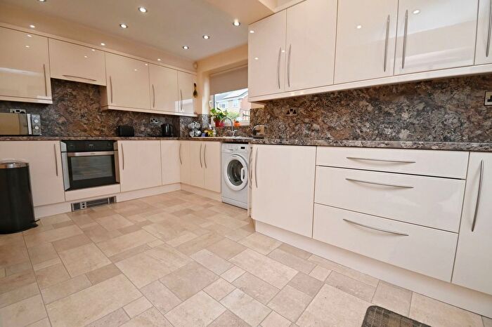 3 Bedroom Semi-Detached House For Sale In Foxfield Walk, Barnsley, S70