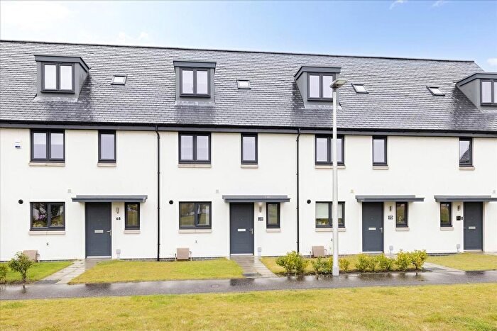 4 Bedroom Town House For Sale In Viscount Drive, Eskbank, Dalkeith, EH22