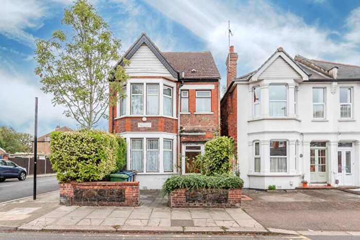 3 Bedroom Detached House For Sale In Cunningham Park, Harrow, HA1