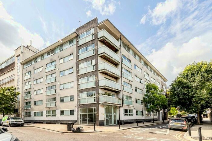 1 Bedroom Flat To Rent In Paton Close, London, E3