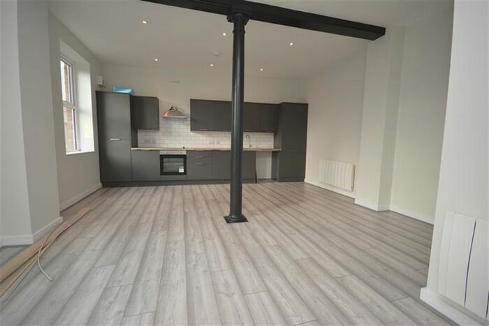 2 Bedroom Flat To Rent In Church Street, Frodsham, WA6