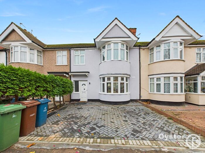 3 Bedroom House To Rent In Rowland Avenue, Harrow, HA3
